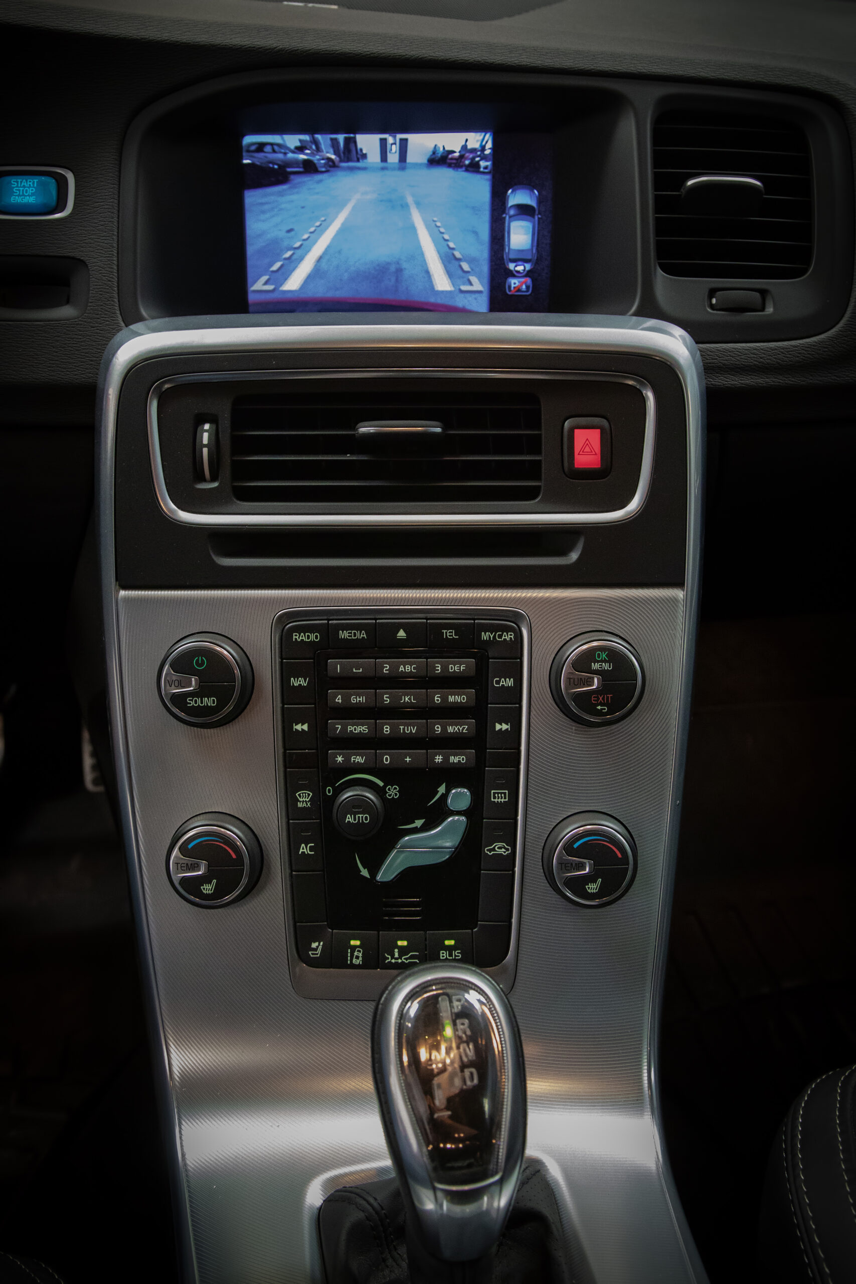 0v8a6956 copy