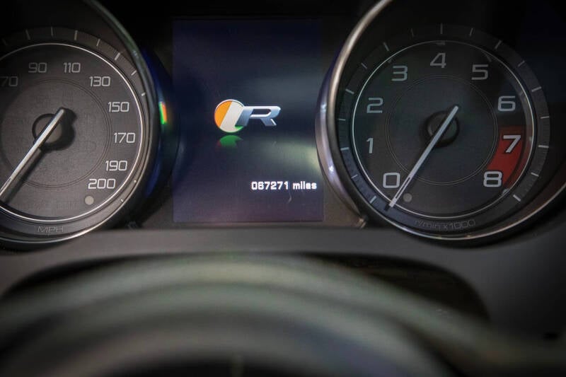 2015 jaguar f type r 2dr coupe (12)